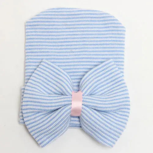 Bonnets bébé avec nœud