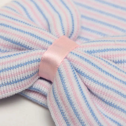 Bonnets bébé avec nœud