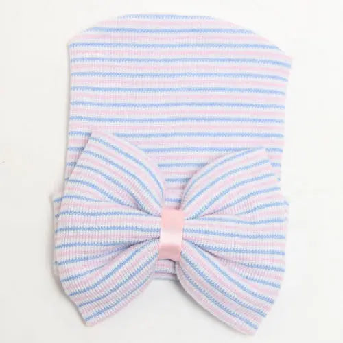 Bonnets bébé avec nœud