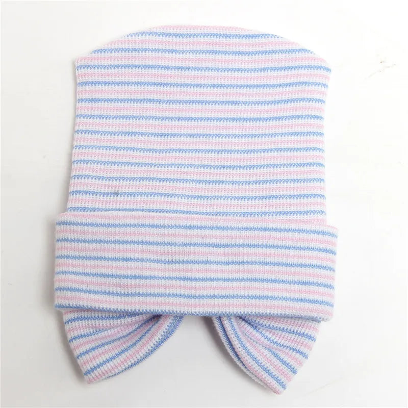 Bonnets bébé avec nœud