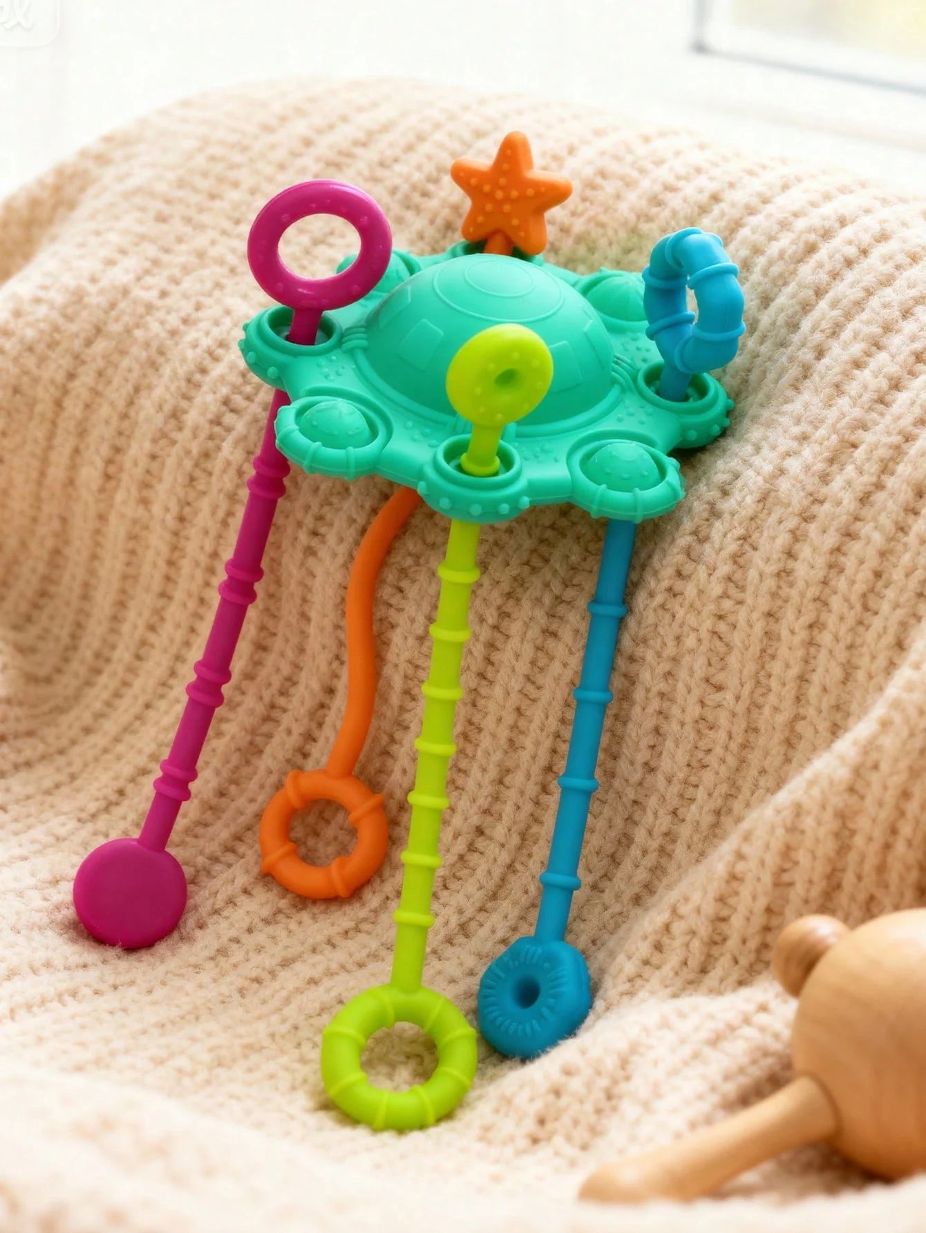 Jouet Sensoriel à Cordes — Éveil Motricité Bébé 6-18 mois